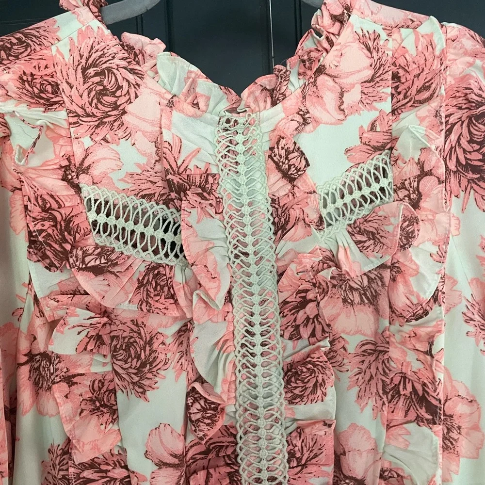 Dress - Picture 3 of 5